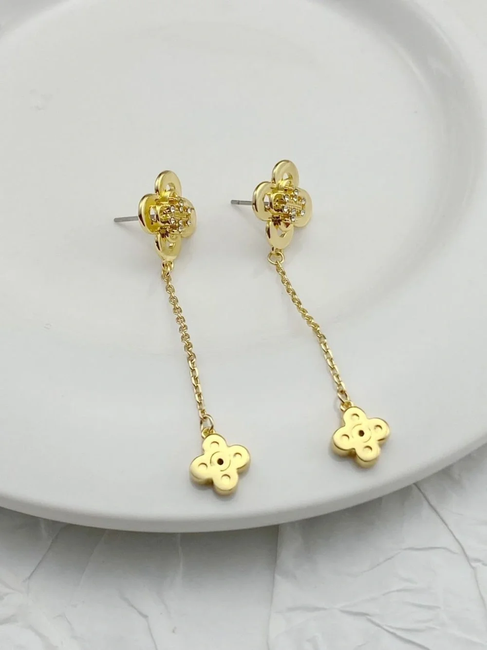 Tory Burch Gold Floral Chain Earrings